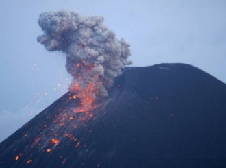 Erupcija Etne zatvorila aerodrom