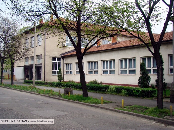 OŠ Vuk Karadžić, Bijeljina