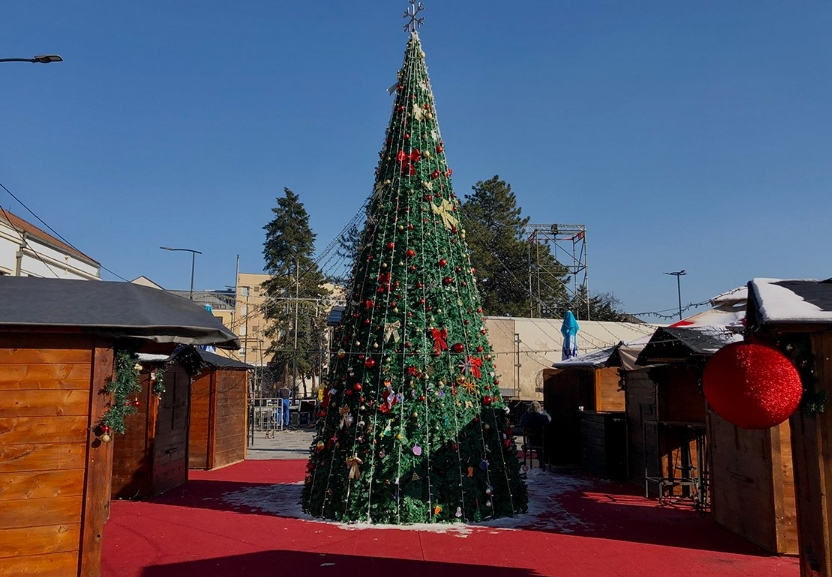 Bijeljina, Kićenje jelke i doček Djeda Mraza Gradski trg