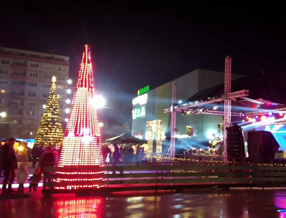 Bijeljina, Koncert benda „Anđela, Dino i David