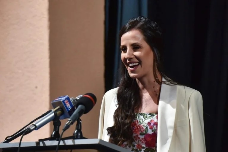 Povelja grada Loznice za Tamaru Vučić - Čedo ponos zavičaja