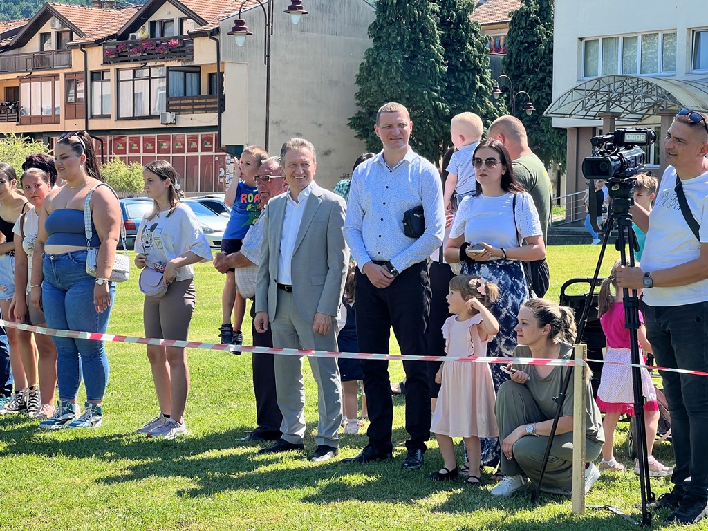 Viteške igre u Ugljeviku: Višeboj spojio braću iz Srbije i Republike Srpske FOTO