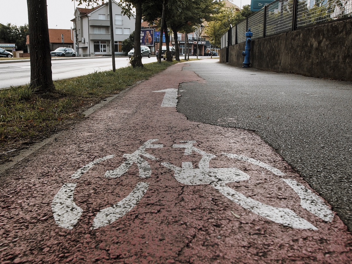 Biciklom do radnog mjesta u Bijeljini, umjesto automobilom. Realno je moguće!