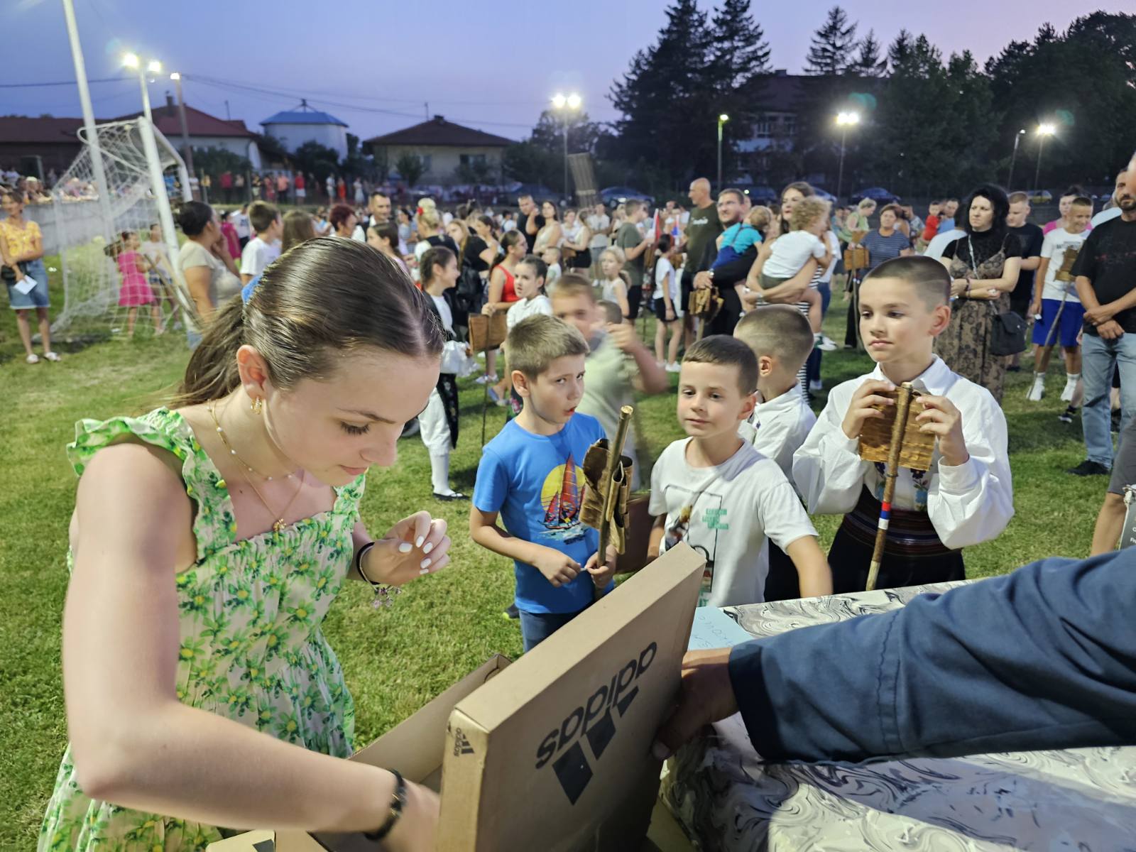 Obilježen drevni srpski običaj u Donjoj Trnovi: Svaka lila, djeci mila! FOTO