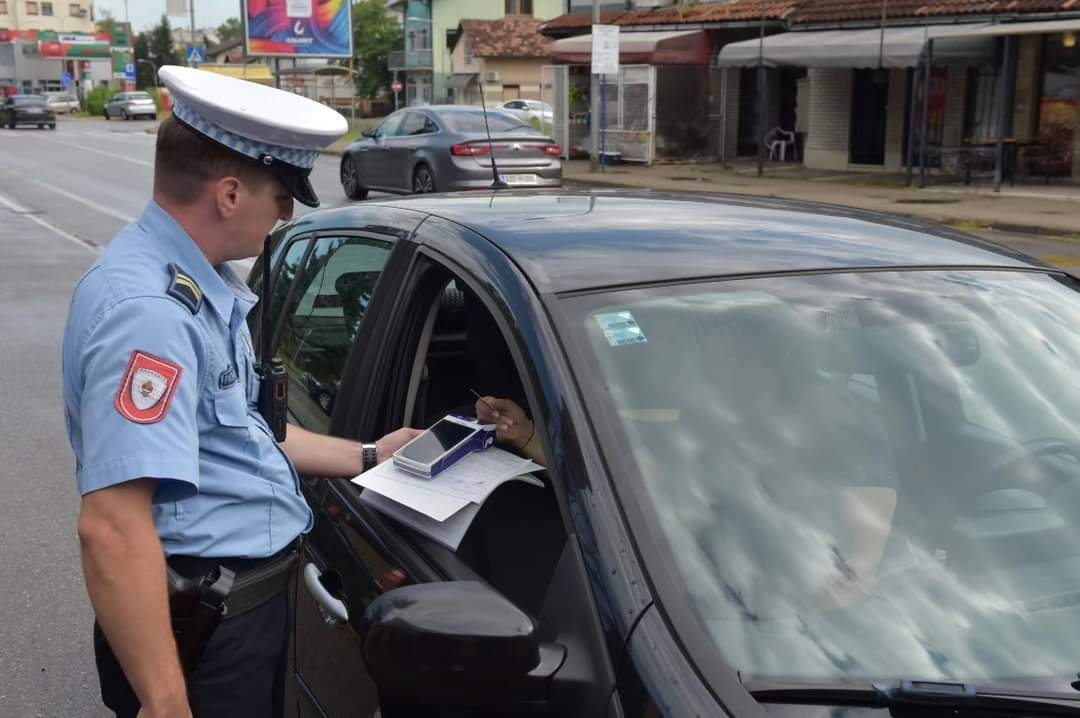 Olakšica za građane: Plaćanje saobraćajnih kazni na licu mjesta