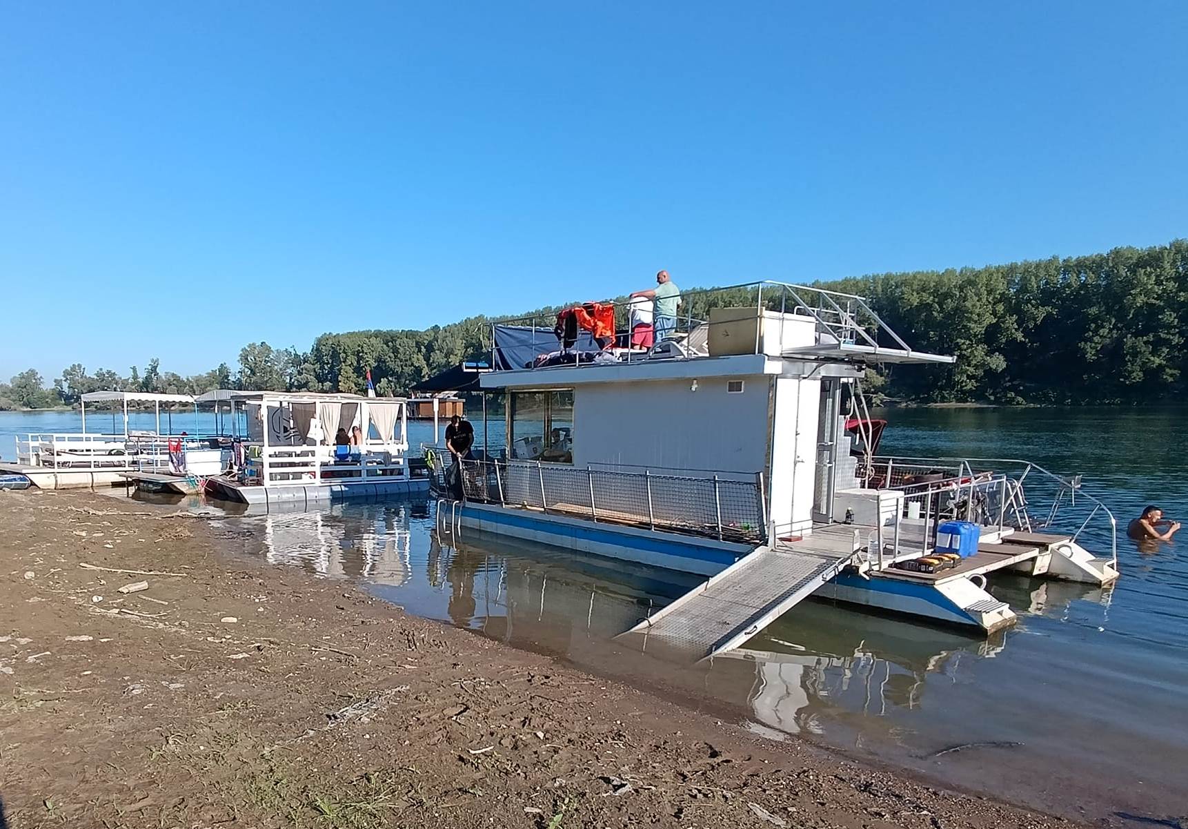 POČINJU PANTELINSKI DANI Sve je spremno za početak "Savske regate" FOTO