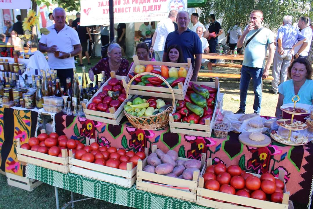 Lopare: Sajmom domaćih proizvoda završeni Dani dijaspore 2024