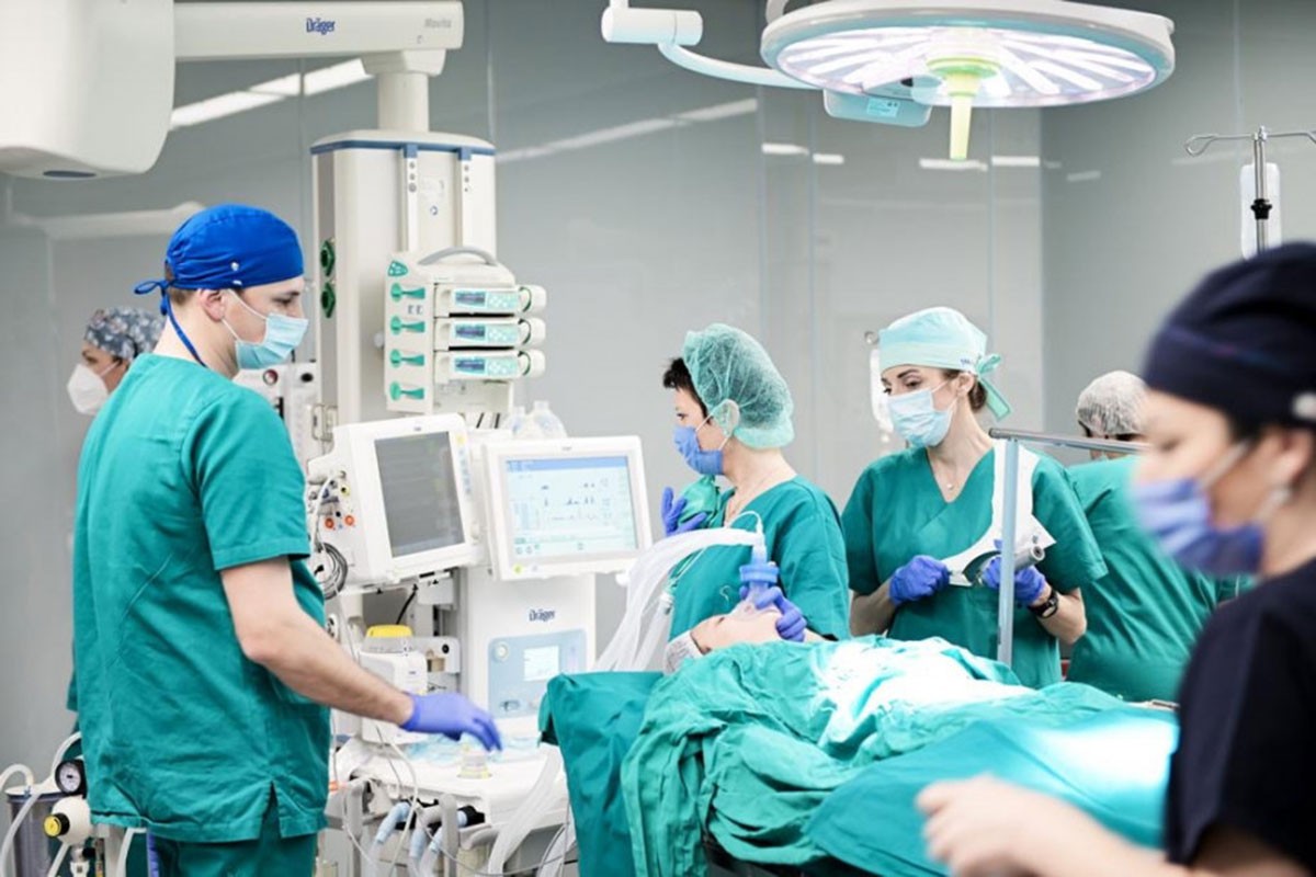 Poslije tri decenije na Institutu u Beogradu urađena transplantacija srca