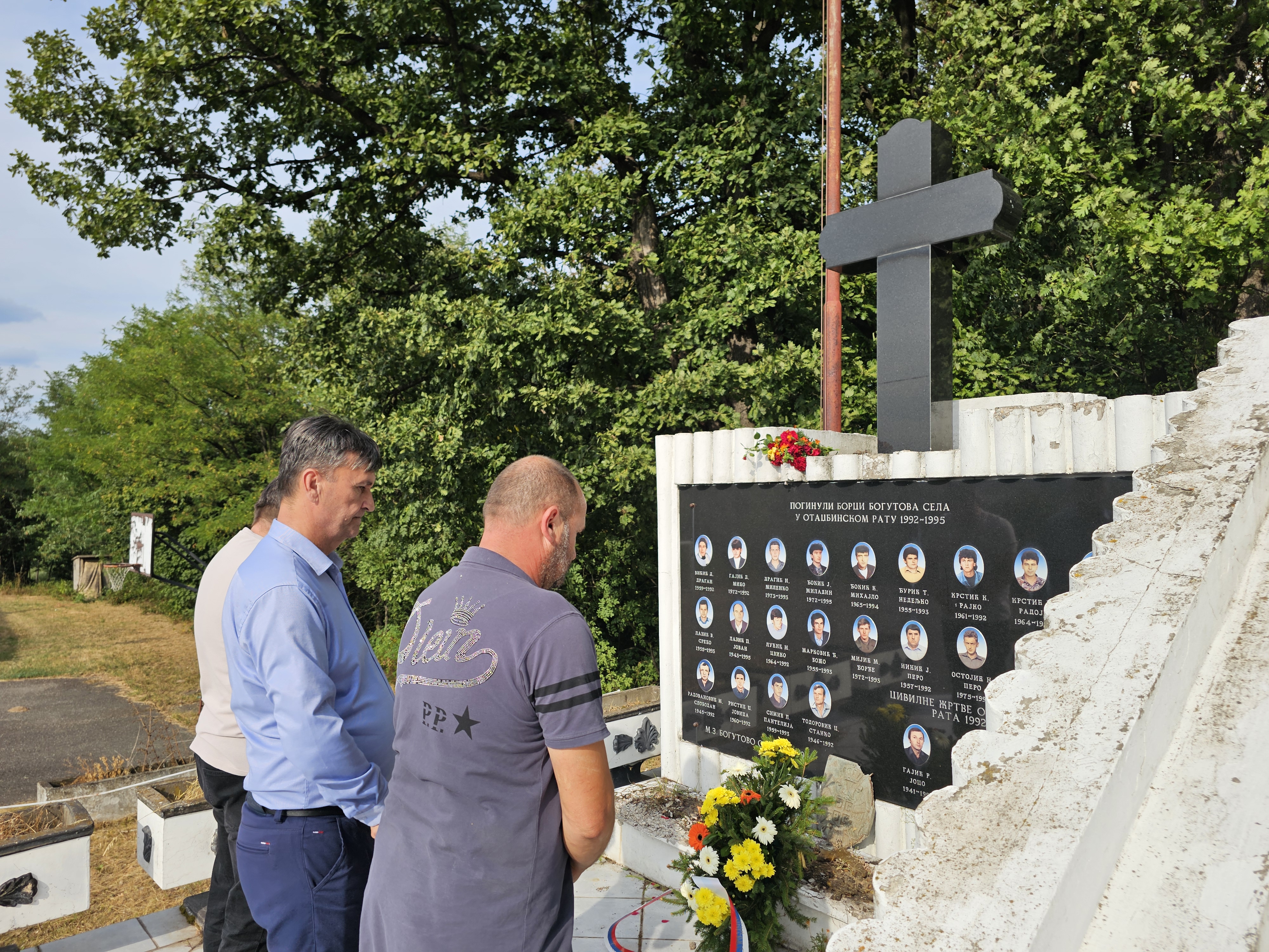 Parastos poginulim borcima Bogutovog Sela: Junaci za nezaborav