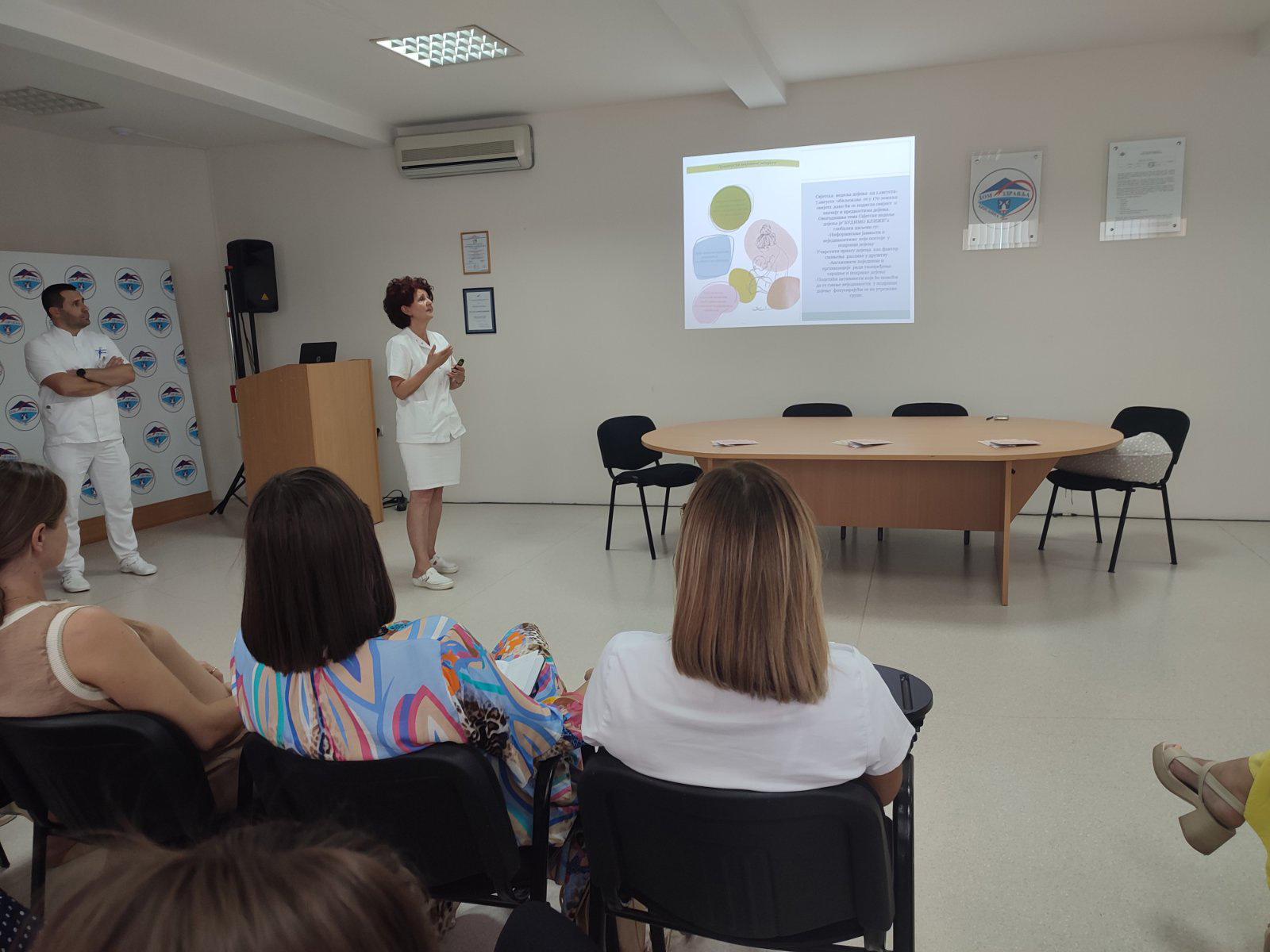 Dom zdravlja Bijeljina: Održano interaktivno predavanje o značaju dojenja