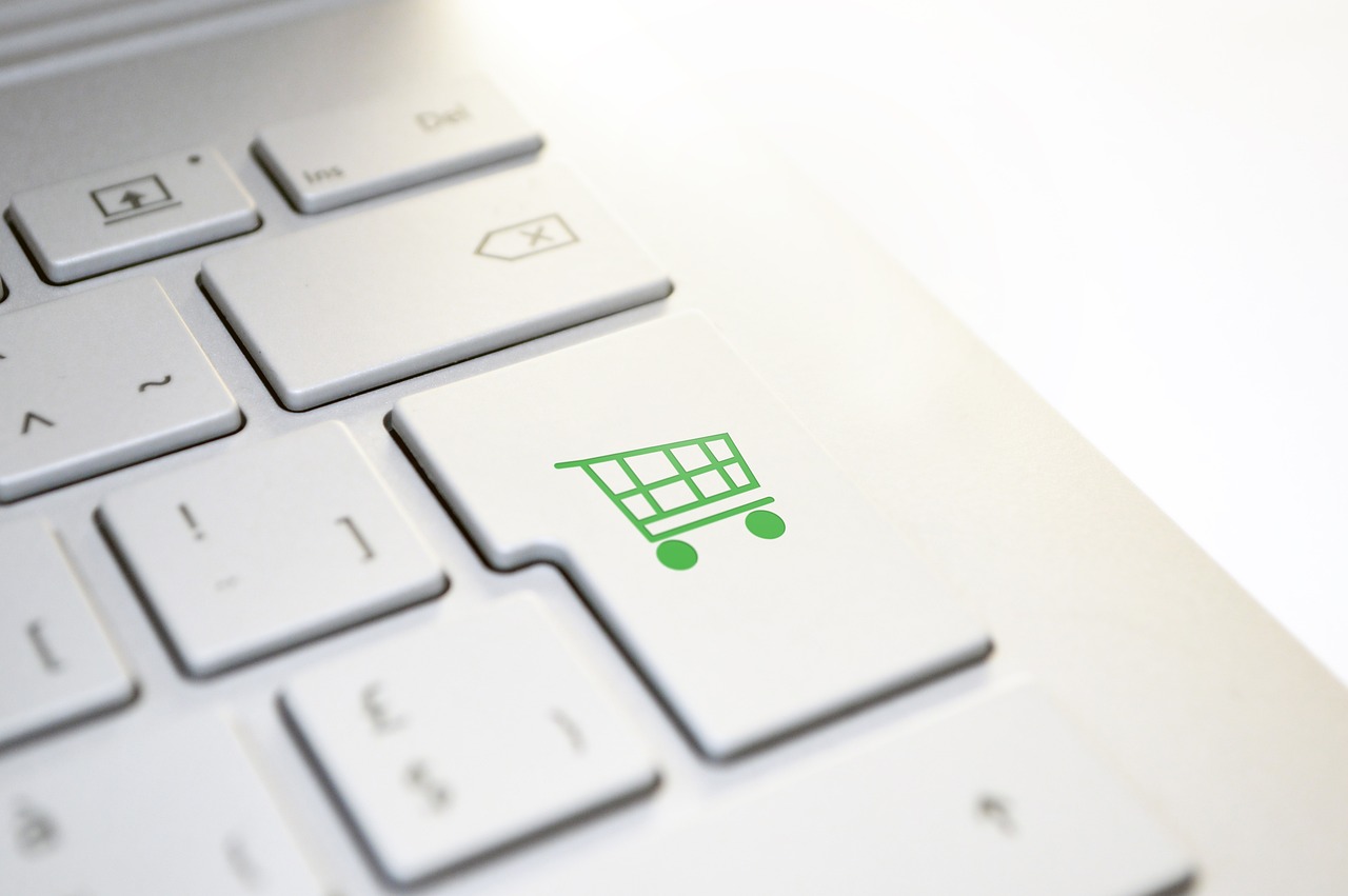 Prednosti online kupovine - Zašto sve više ljudi bira digitalne trgovine?