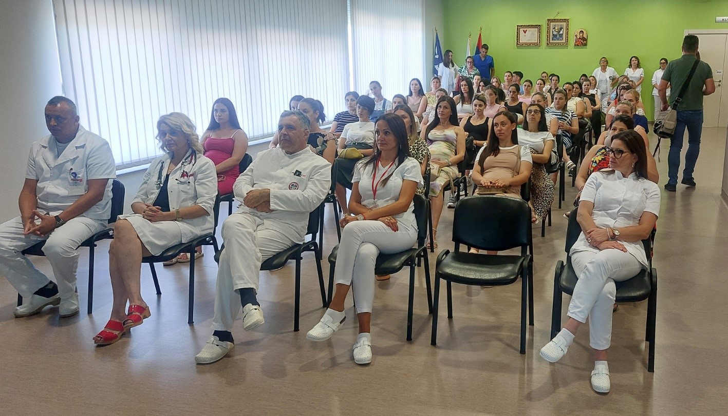 U bijeljinskoj bolnici obilježena Svjetska sedmica dojenja: "DOBROBIT MAJČINOG MLIJEKA JE NEMJERLJIVA“