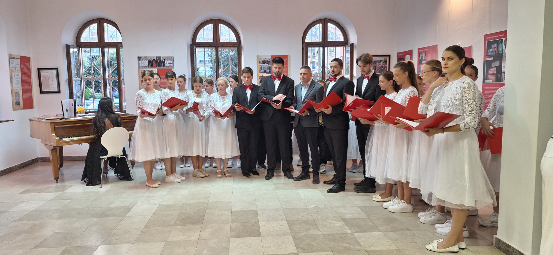 Otvorena izložba "U slavu muzike" povodom 125 godina "Srbadije"