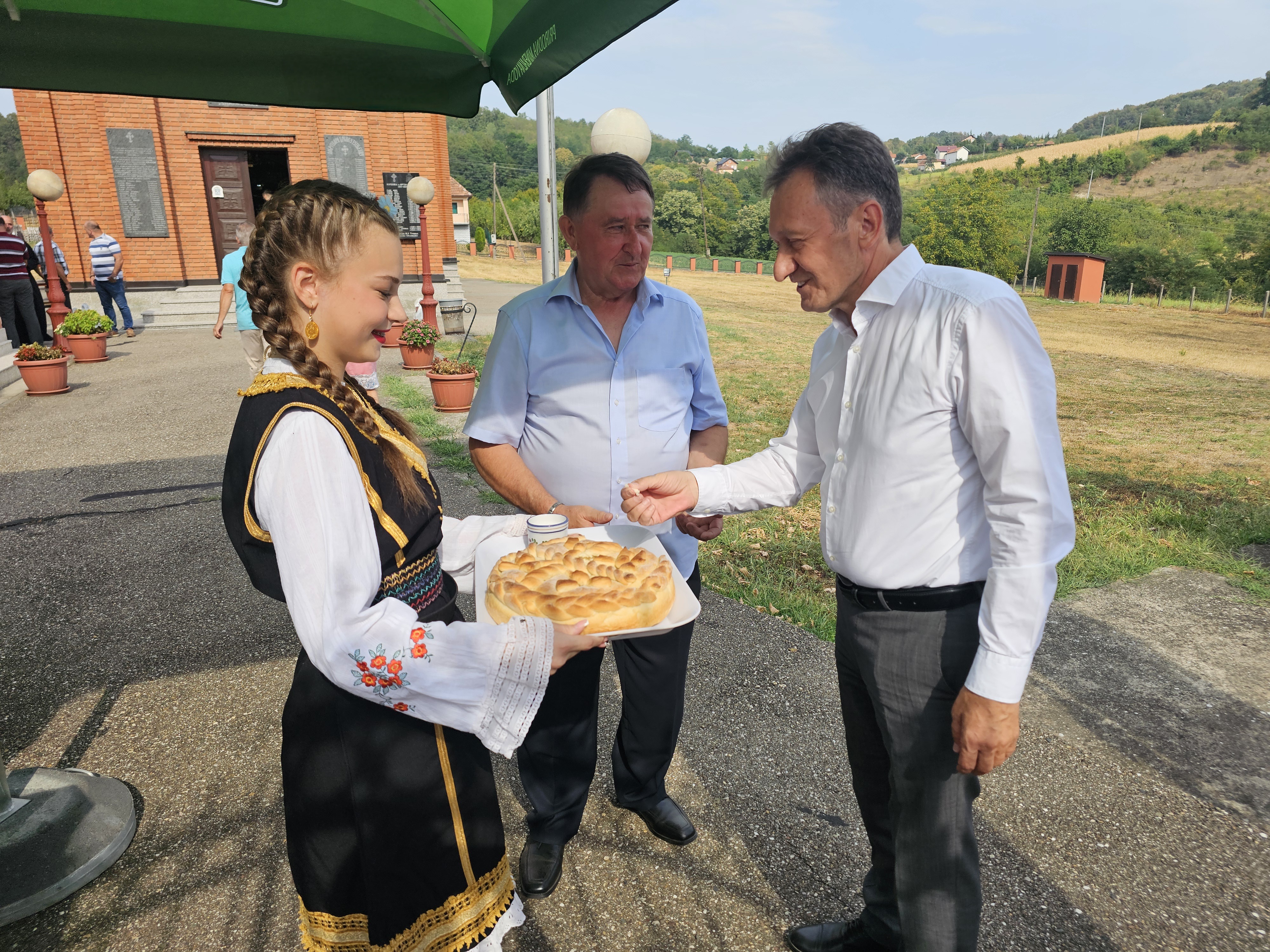 TUTNJEVAC ČUVA KULTURNO BLAGO: Igra i pjesma za dušu