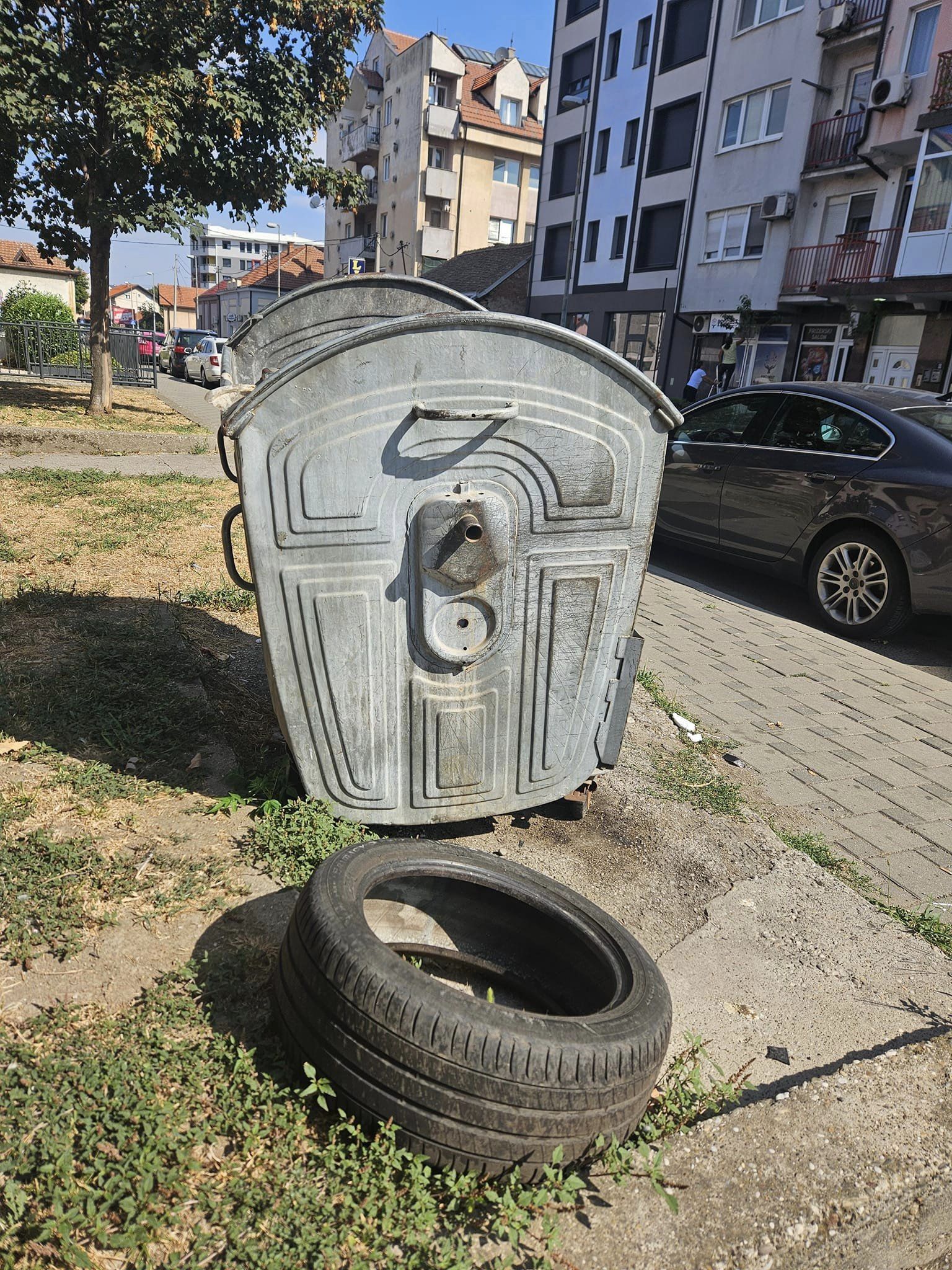 AD "Komunalac": Šut, gume, namještaj... nisu komunalni otpad