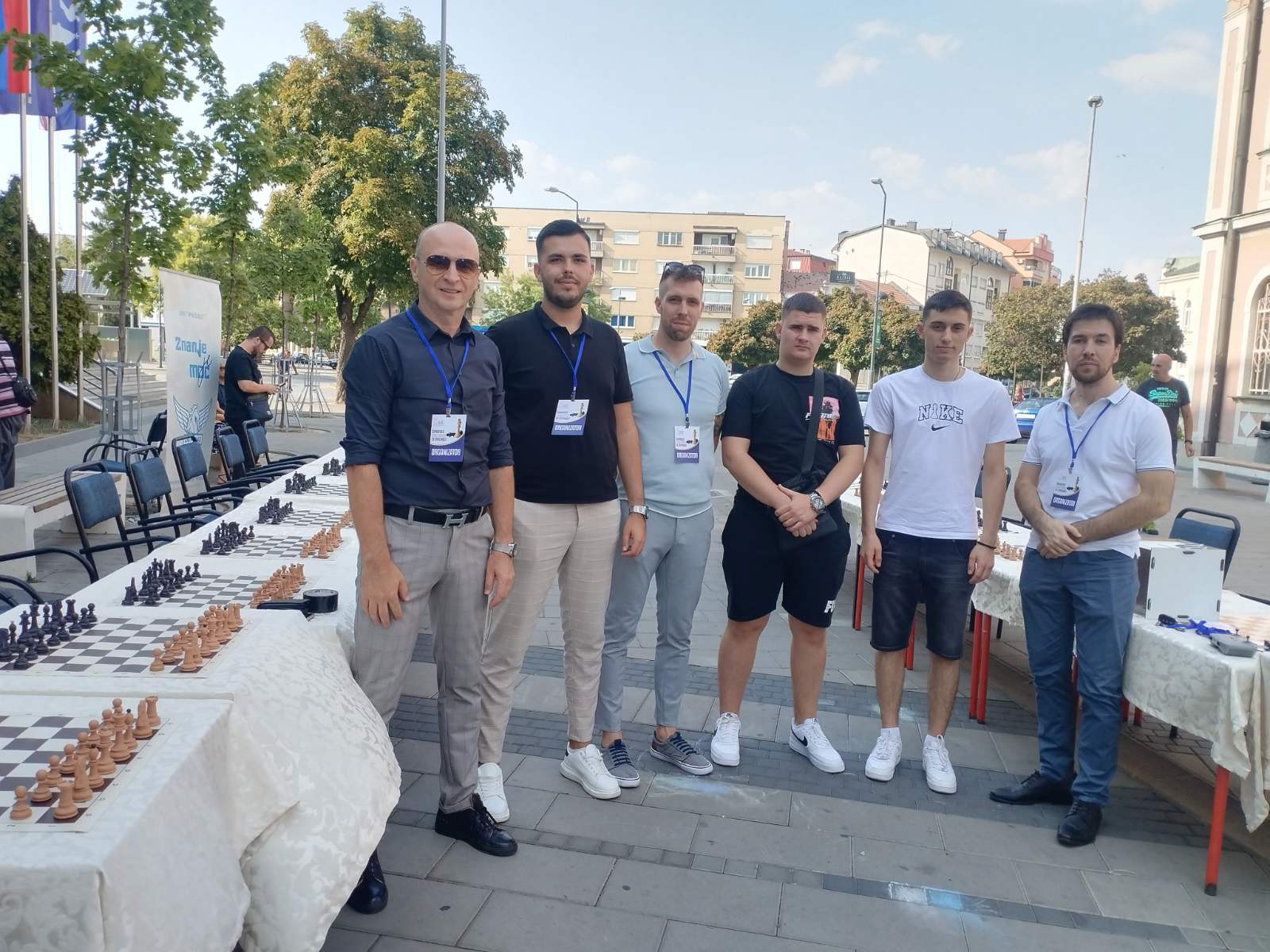 U centru Bijeljine "Šahovska simultanka za izvrsnost" FOTO