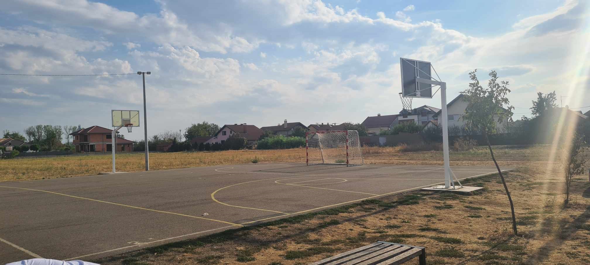 Entuzijasta iz komšiluka - Srđan Veljo od zapuštenog zemljišta stvorio oazu sporta FOTO