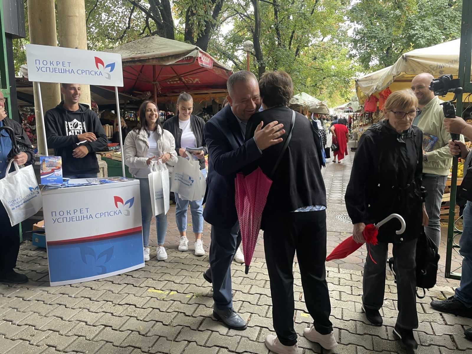 Profesor dr Zlatko Maksimović među sugrađanima bez pardona: SVE ZA ČOVJEKA, PRIJE SVEGA!