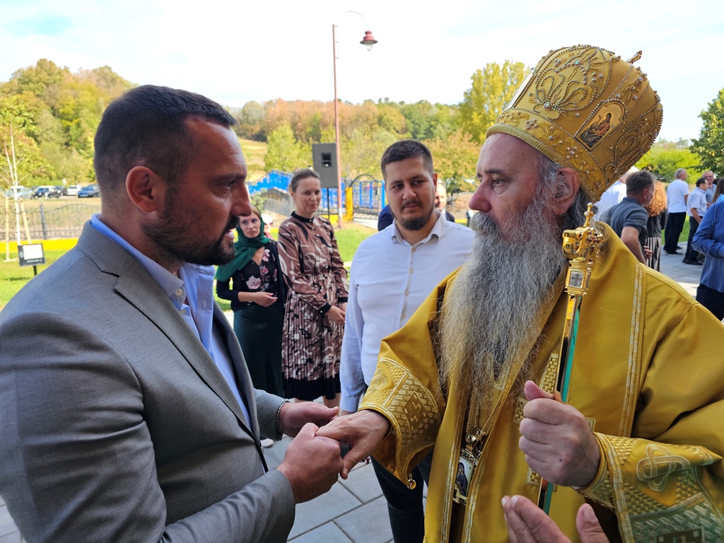 Majevica puna vjere i slobodara: Milanko Tošić sa mitropolitom Fotijem