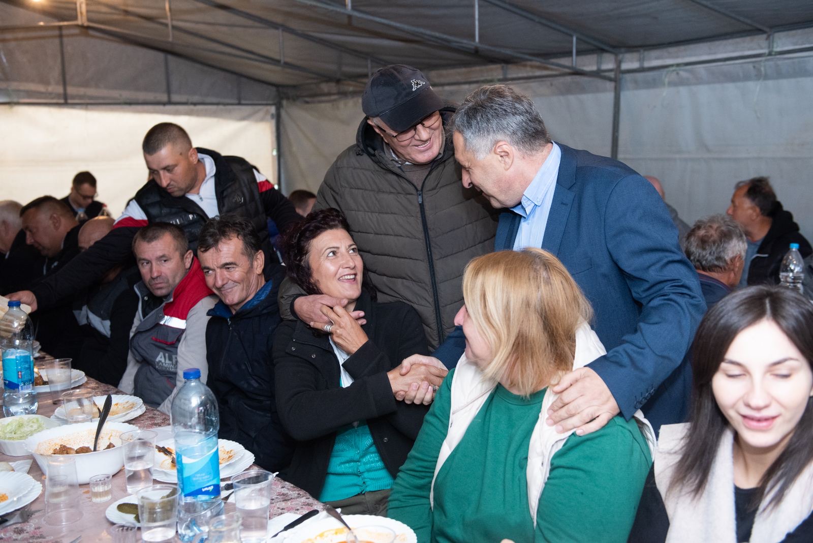 Dr Lazić posjetio Veliku Obarsku: “Naprijed možemo ići ako se povezujemo, izolovani nećemo nigdje stići”