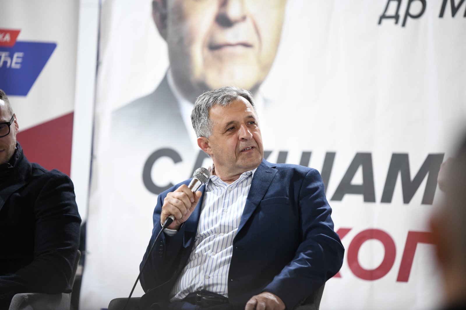 Dr Lazić i kandidati SNSD-a srdačno dočekani u Čardačinama