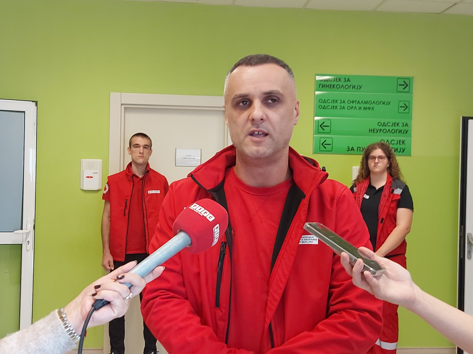 Bolnica Bijeljina: Zahvalnost volonterima Crvenog krsta na posjeti i donaciji