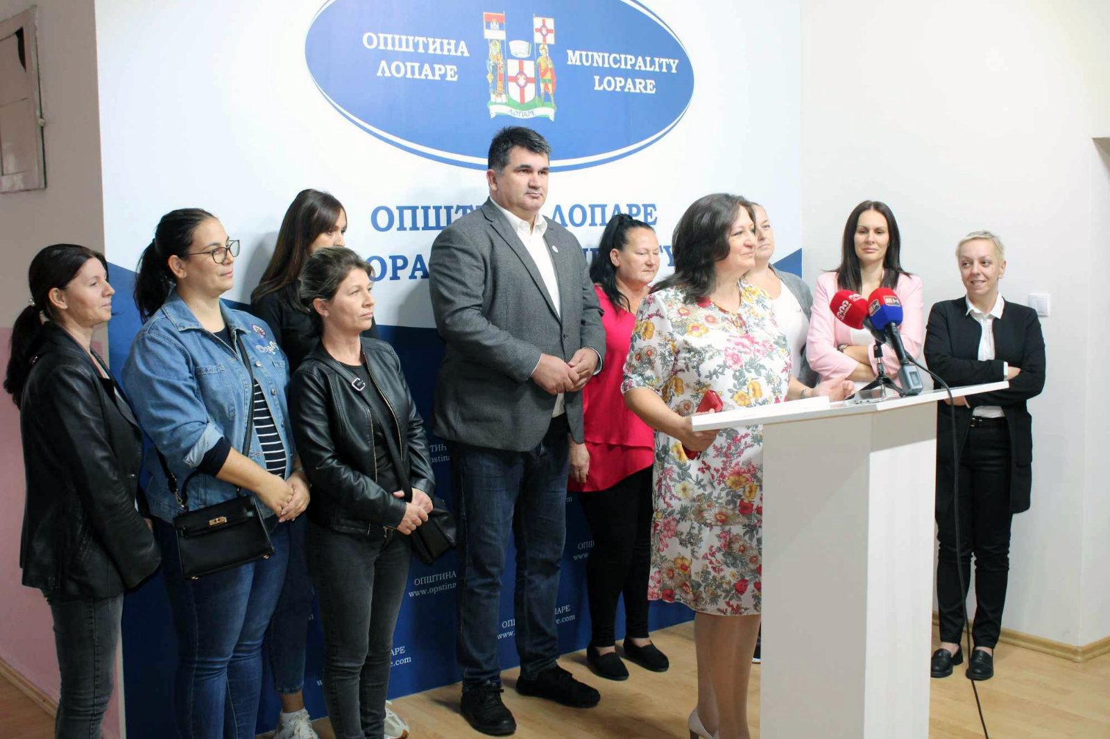 Lopare: Uručena 31 "ponosna kartica" za porodice sa troje i više djece