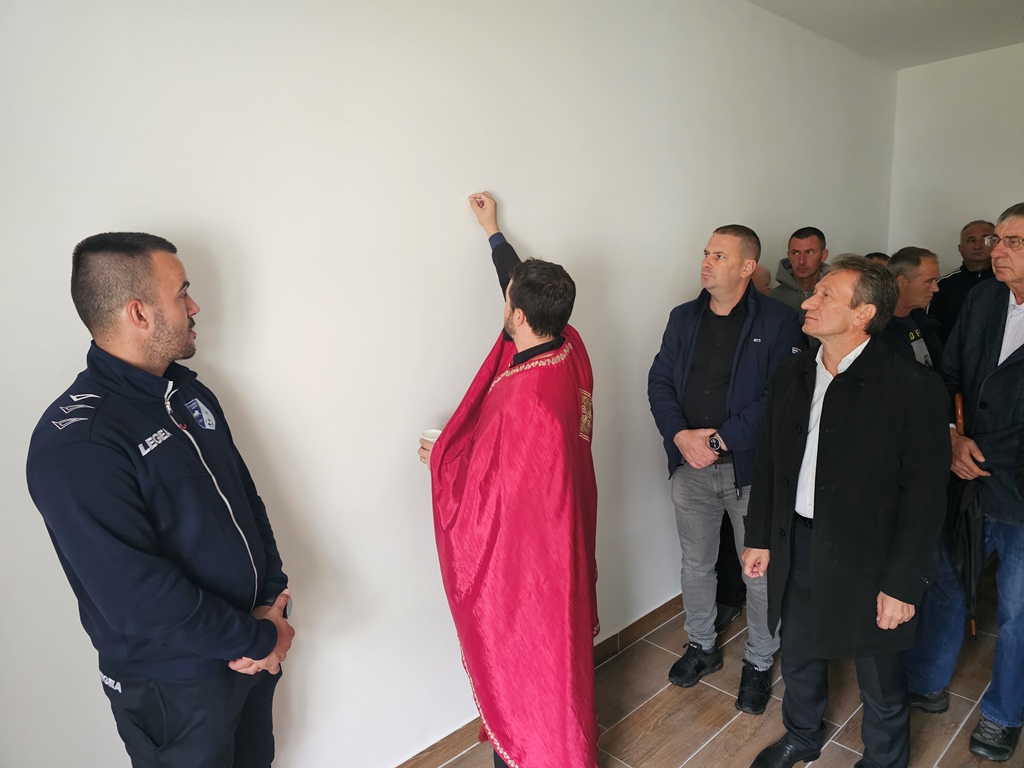 Načelnik Ugljevika predao rekonstruisan objekat na korištenje FK „Majevici“ iz Donjeg Zabrđa: Ulaganje u sport i mlade