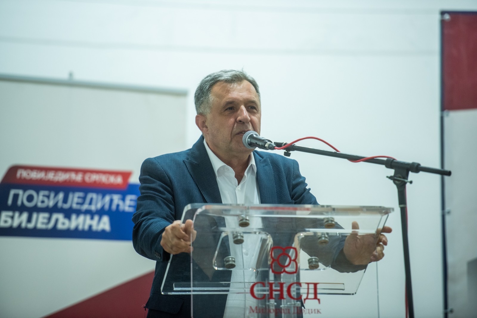 Crnjelovci dočekali dr Lazića i kandidate SNSD-a: „I kao gradonačelniku dječiji životi će mi biti najbitniji"