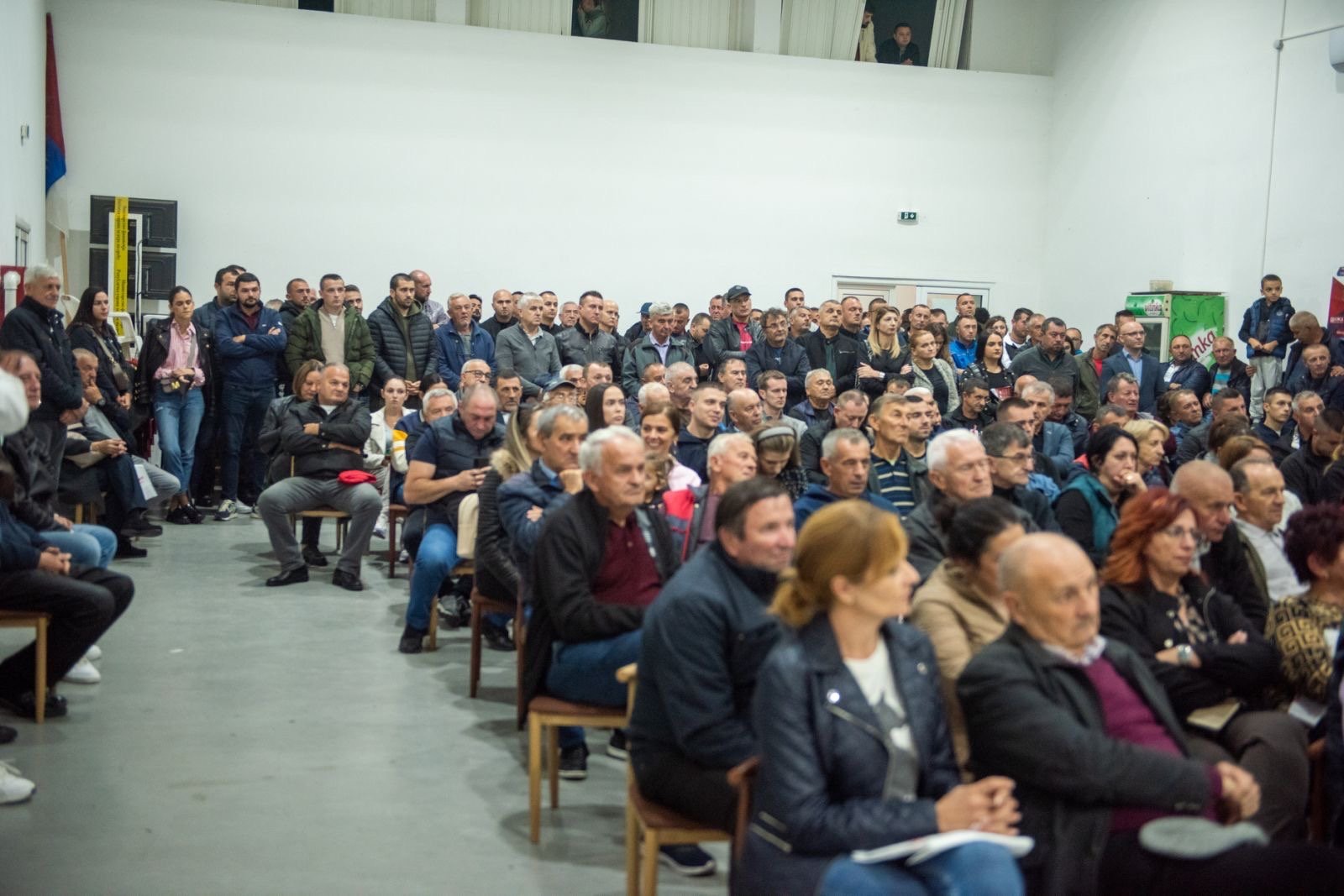 Crnjelovci dočekali dr Lazića i kandidate SNSD-a: „I kao gradonačelniku dječiji životi će mi biti najbitniji"