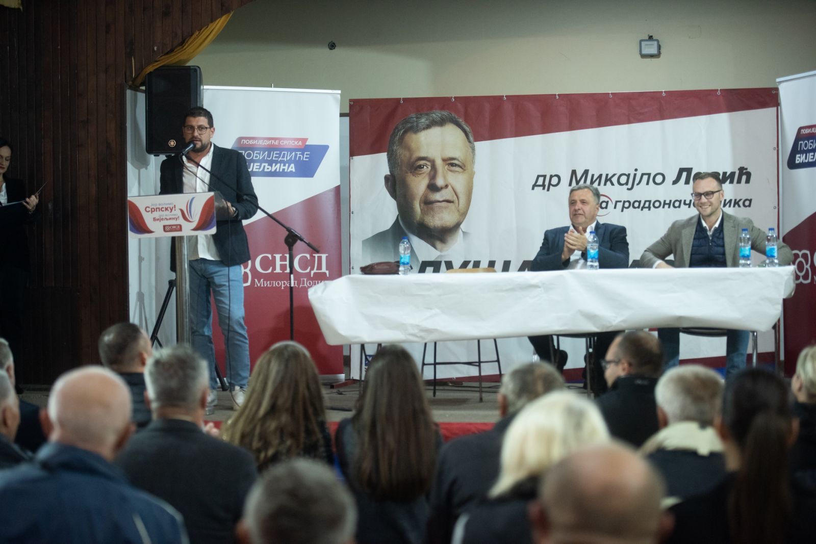Emotivan doček za Dr Lazića i kandidate SNSD-a u Magnojeviću: „Želim da ostavimo našu Bijeljinu i Semberiju boljom za svu našu djecu“