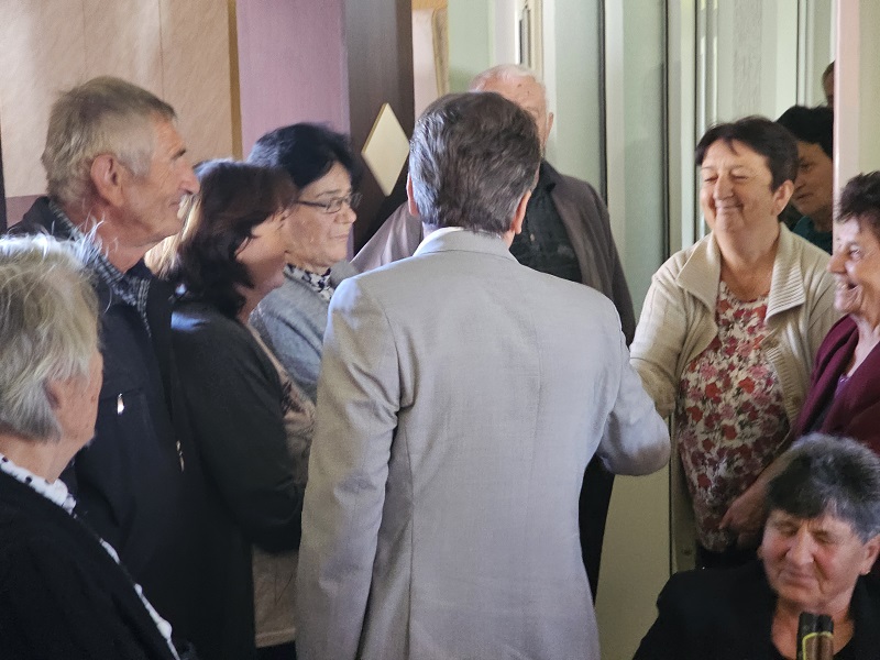 Opština Ugljevik nikad ne zaboravlja sugrađane: Penzionerima dar po 100 KM
