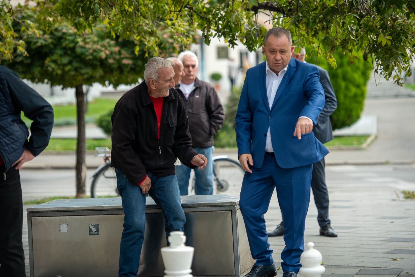 Pokret Uspješna Srpska dr Zlatko Maksimović sa penzionerima: Neizmjerno poštovanje za doprinos društvu