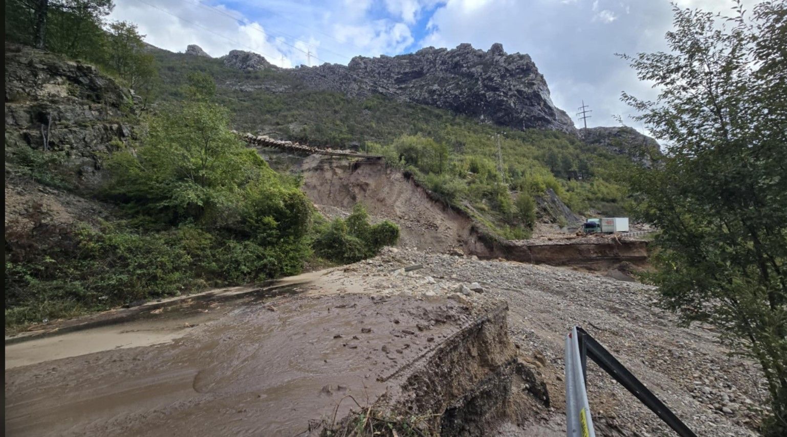 Nestala cesta M17: Jablanica potpuno odsječena