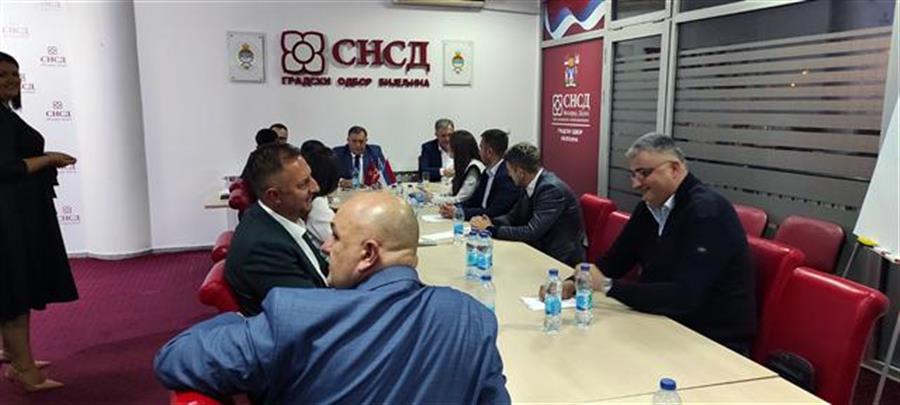 Dodik: Rehabilitovan SNSD u Bijeljini, okupićemo skupštinsku većinu