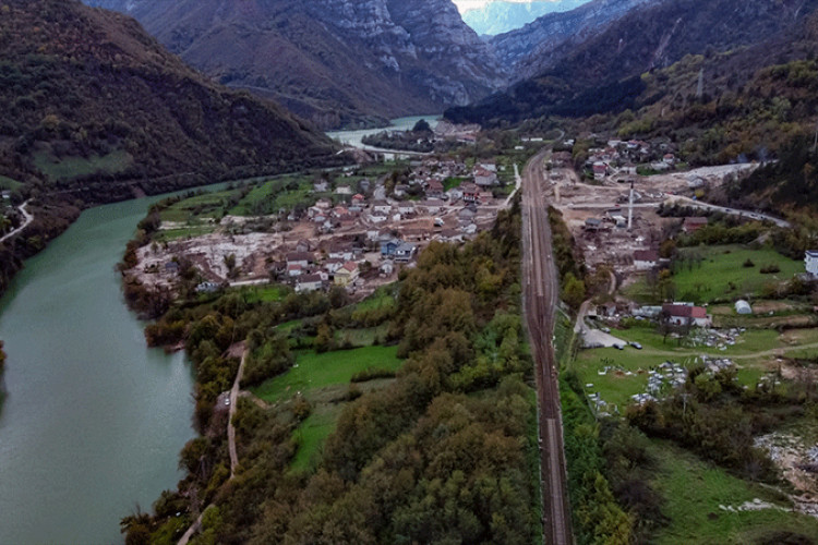Kako Donja Jablanica izgleda mjesec nakon razornih poplava