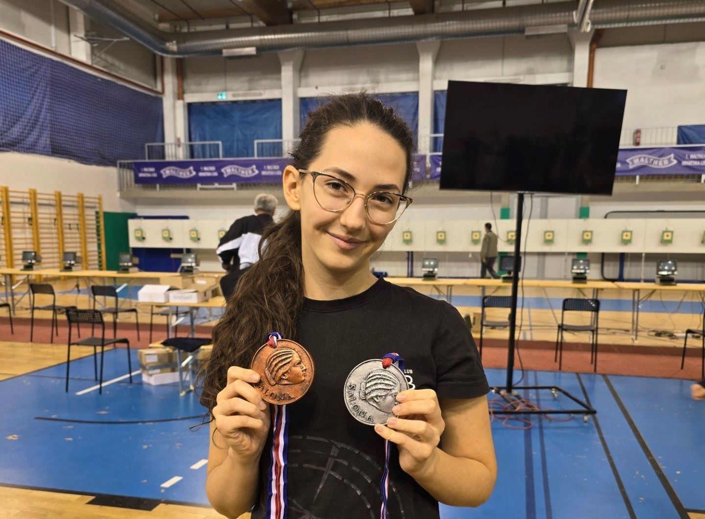 DVIJE MEDALJE ZA BIJELJINKU Sjajan uspjeh Sofije Rakić na međunarodnom turniru u streljaštvu u Hrvatskoj