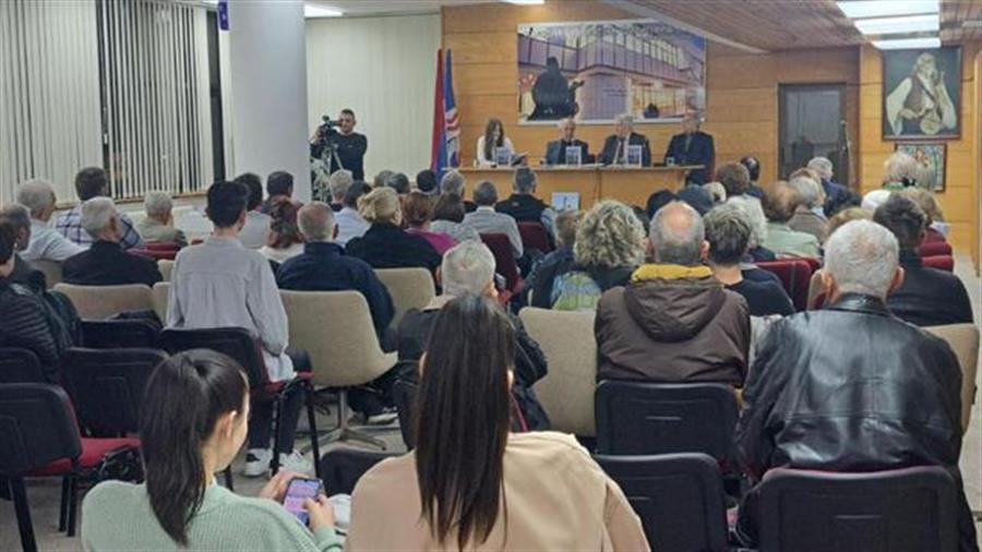 Bijeljina: Promovisana knjiga "Foto-zapisi" autora Zdravka Zgonjanina