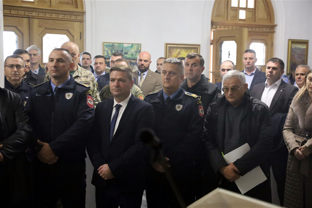 Mitropolit Fotije: Srpski narod obavezuju žrtve proteklih ratova