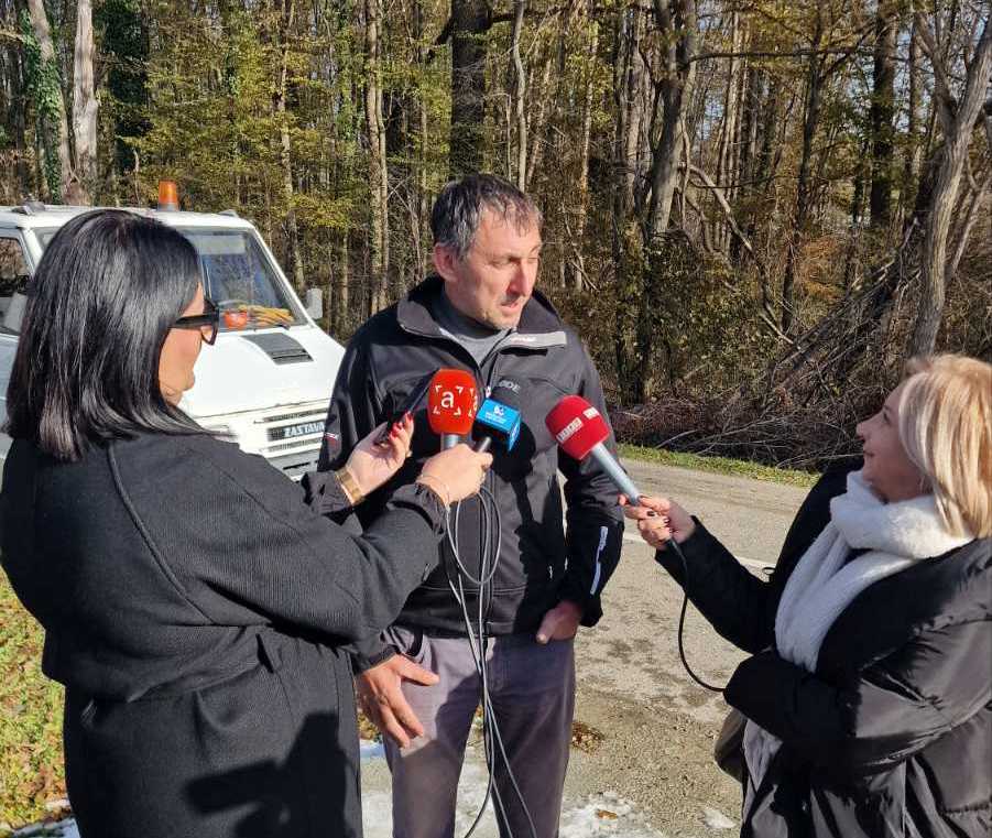 U Srednjem Dragaljevcu u rad puštena nova trafo stanica (FOTO)