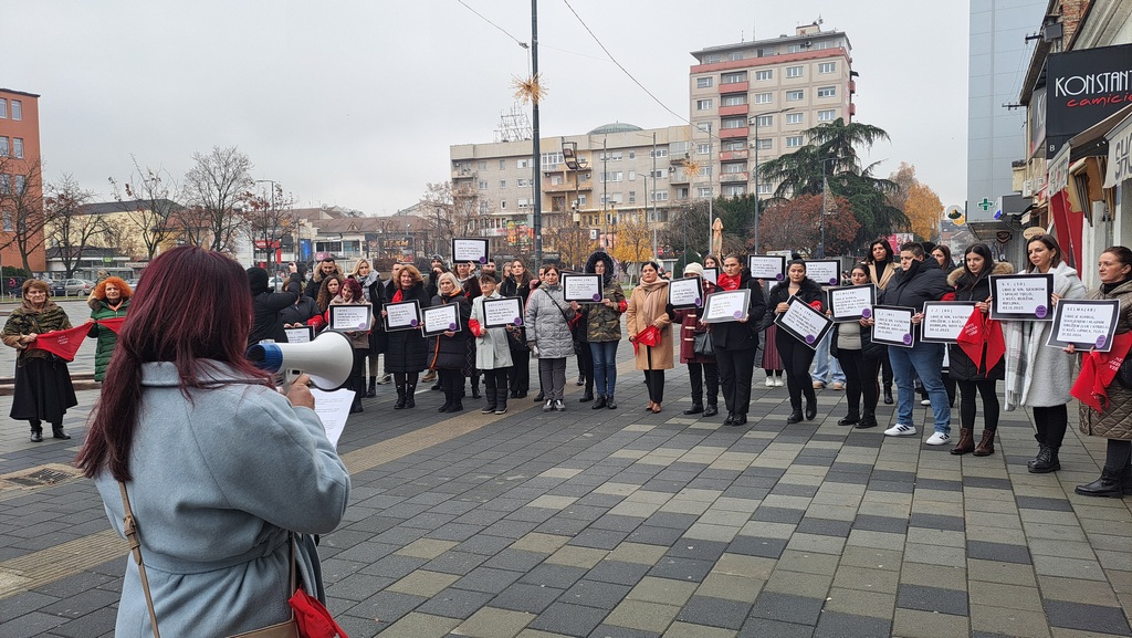NIJEDNA VIŠE U Bijeljini održani mirni protesti protiv femicida
