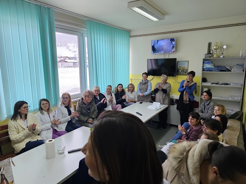 Pozitivno poslovanje Doma zdravlja Ugljevik i naknade za Božić: Svakog dana korak naprijed!