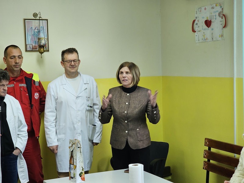 Pozitivno poslovanje Doma zdravlja Ugljevik i naknade za Božić: Svakog dana korak naprijed!