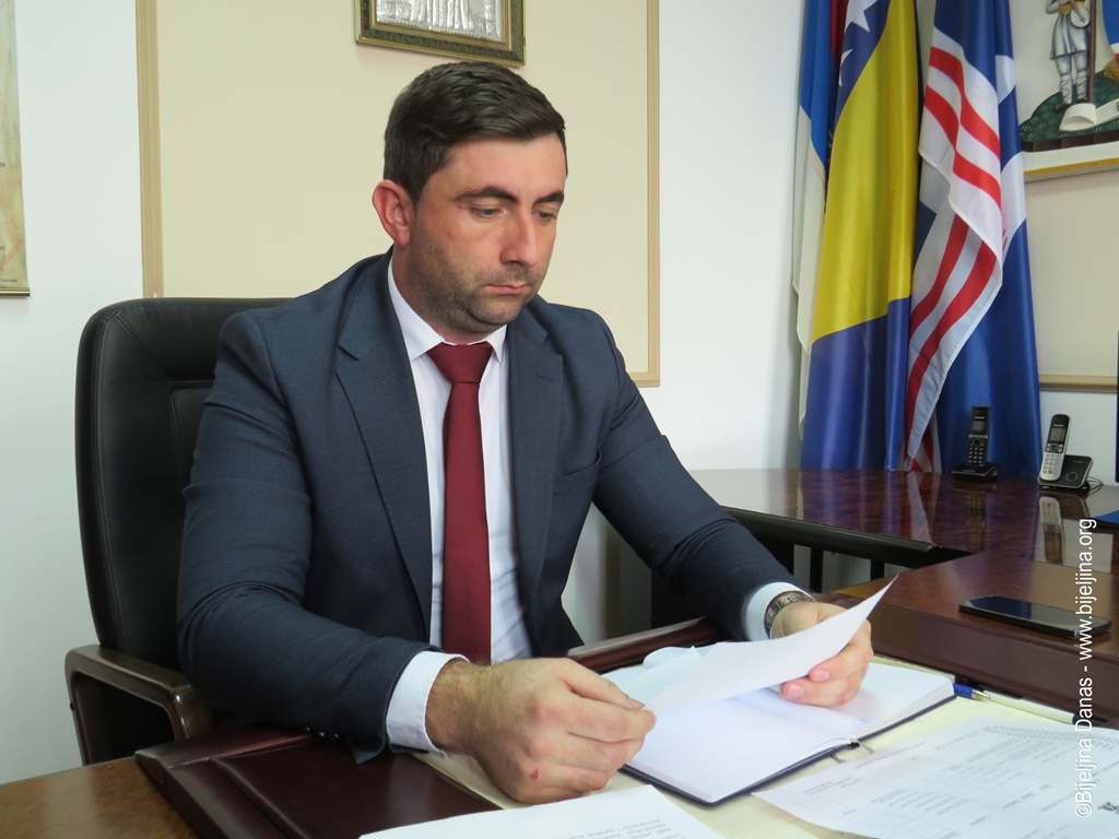 Gradonačelnik Bijeljine o krivičnoj prijavi: Ljubiša Petrović mirno spava