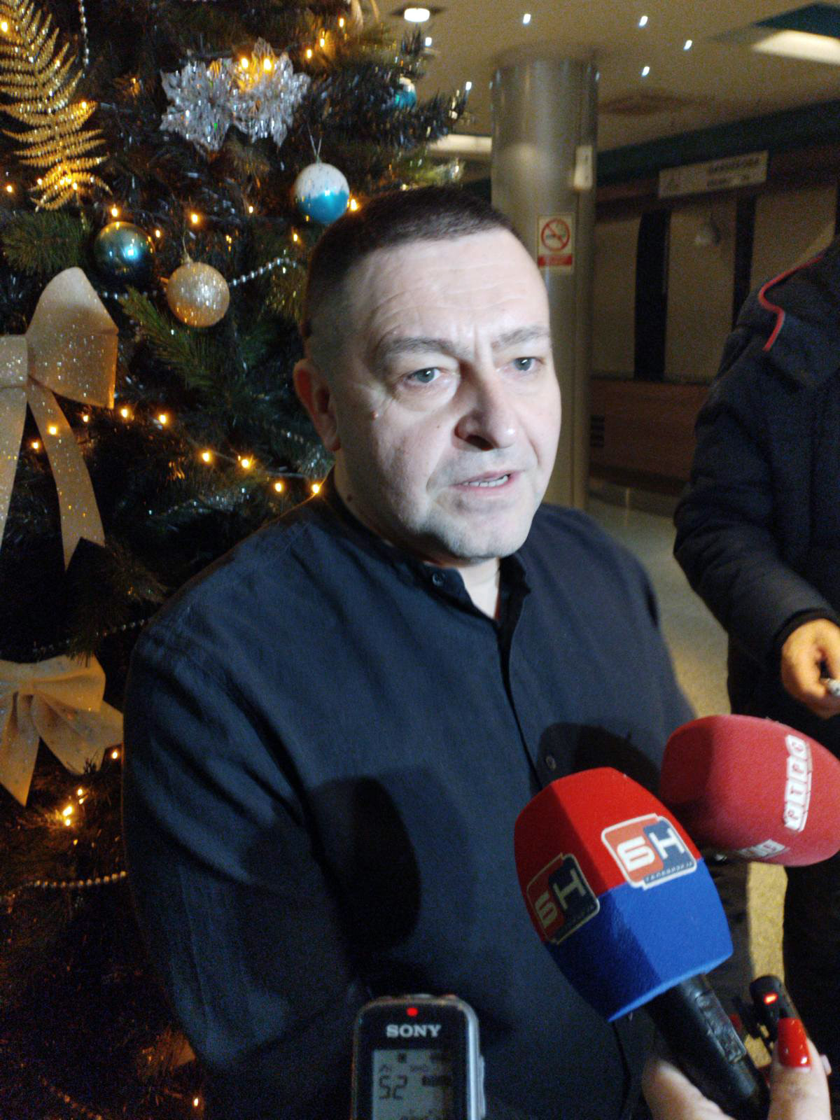 Magija mladog virtuoza na harmonici Đorđa Perića i prijatelja