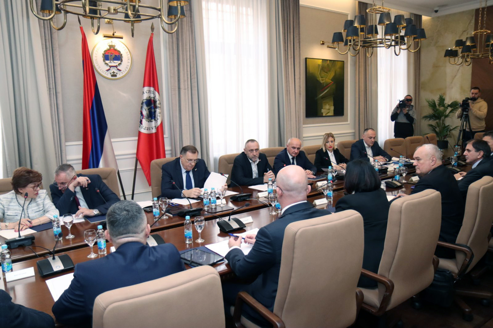 Počela sjednica Ekonomsko-socijalnog savjeta, prisustvuju Dodik i Višković
