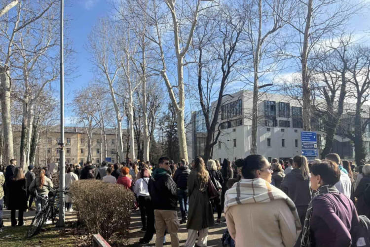 Mirno okupljanje studenata u Banjaluci