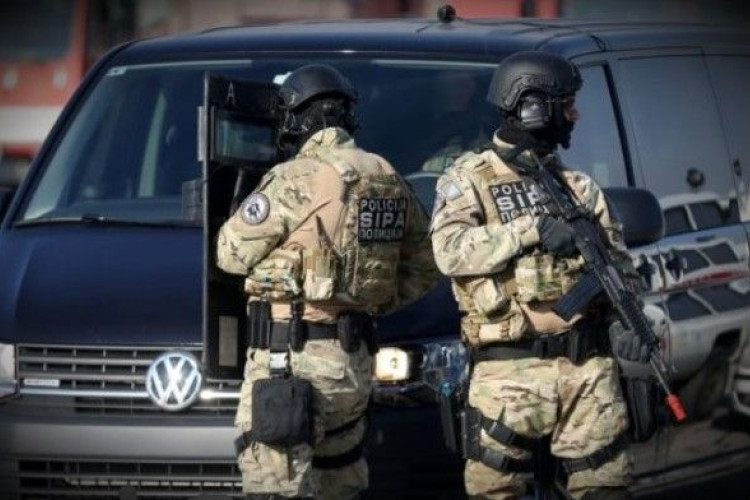 Prijetio bombom: SIPA uhapsila odbjeglog zatvorenika (VIDEO)