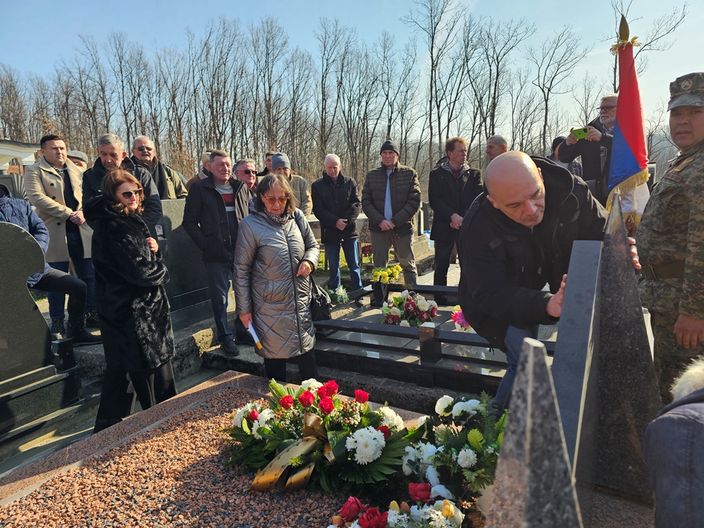 Pomen pukovniku Milanu Joviću: Ugljevičani slave heroja