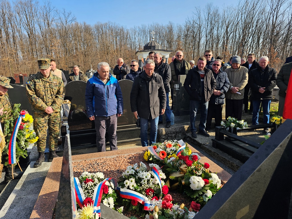 Pomen pukovniku Milanu Joviću: Ugljevičani slave heroja